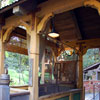 Jungle Cruise dock area, May 2007